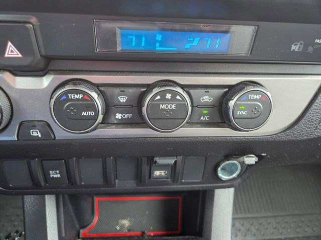 Used 2022 Toyota Tacoma SR AWD/4WD image 8
