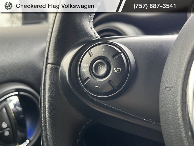 Used 2019 MINI Cooper S w/ Signature Upholstery Package image 32