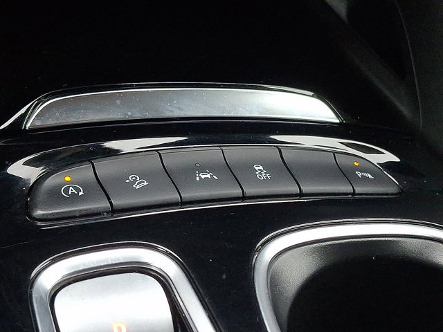 Used 2021 Buick Envision Essence AWD/4WD image 25