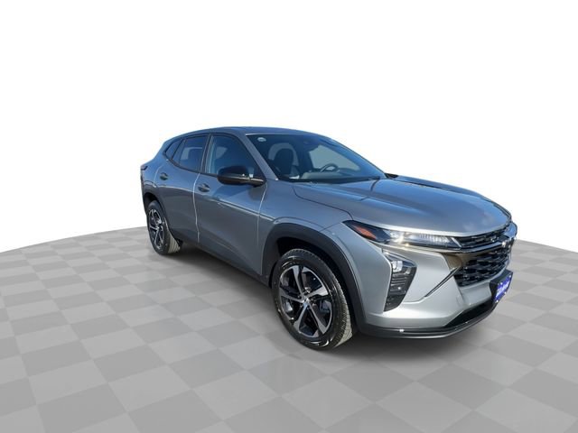 New 2026 Chevrolet Trax RS w/ Driver Confidence Package FWD image 2