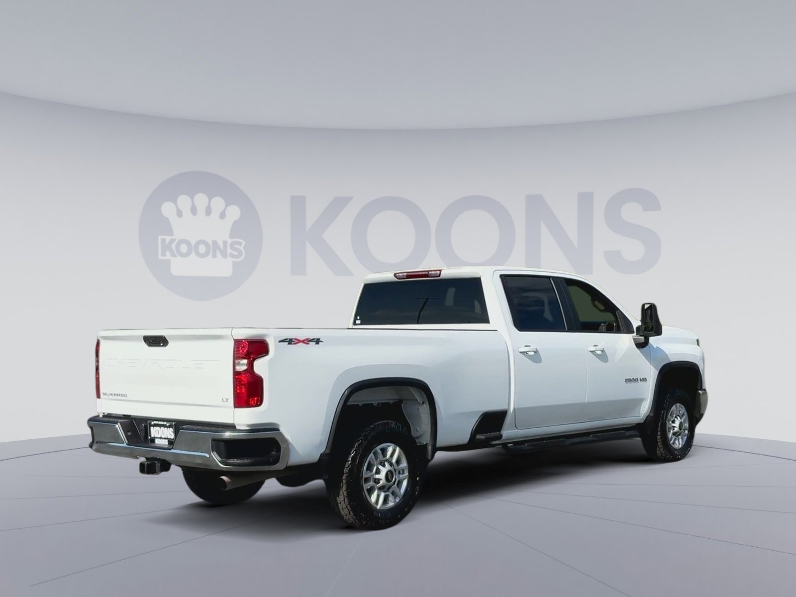 Used 2025 Chevrolet Silverado 2500 LT w/ Convenience Package AWD/4WD image 5