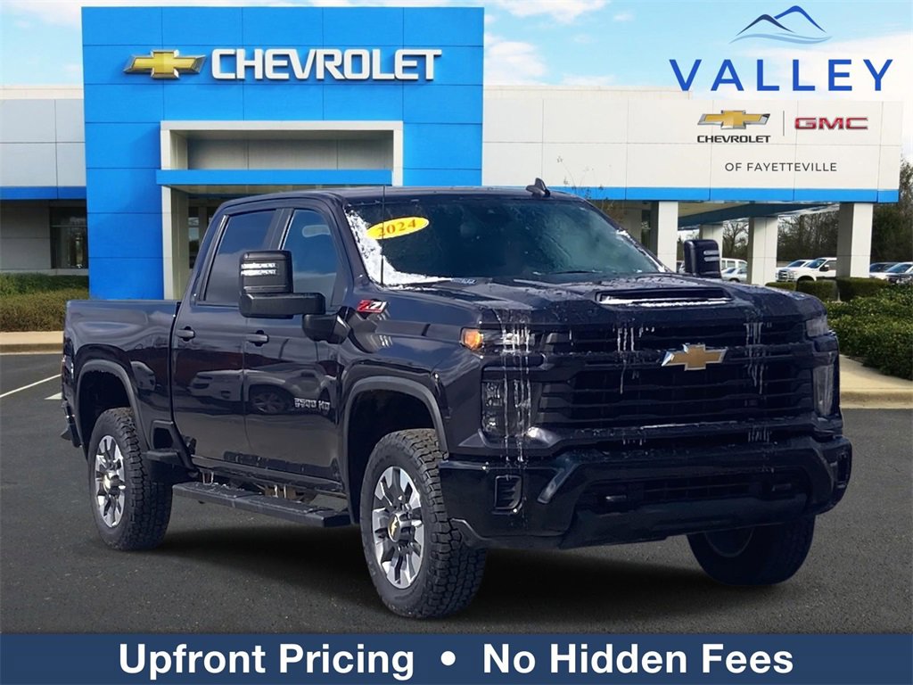 Used 2024 Chevrolet Silverado 2500 Custom w/ Custom Value Package