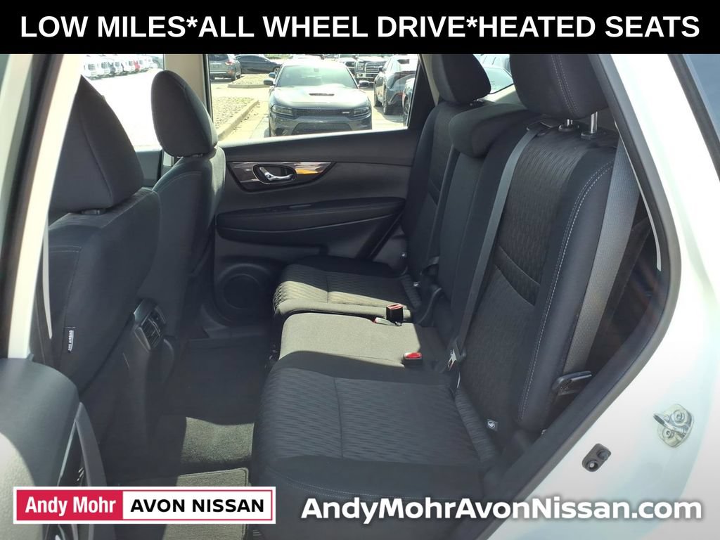 Used 2018 Nissan Rogue SV AWD/4WD image 31