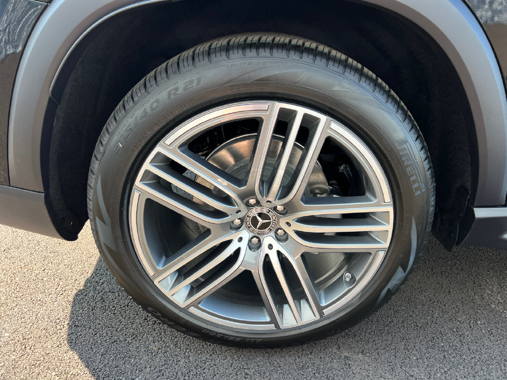New 2026 Mercedes-Benz GLS 450 4MATIC image 35