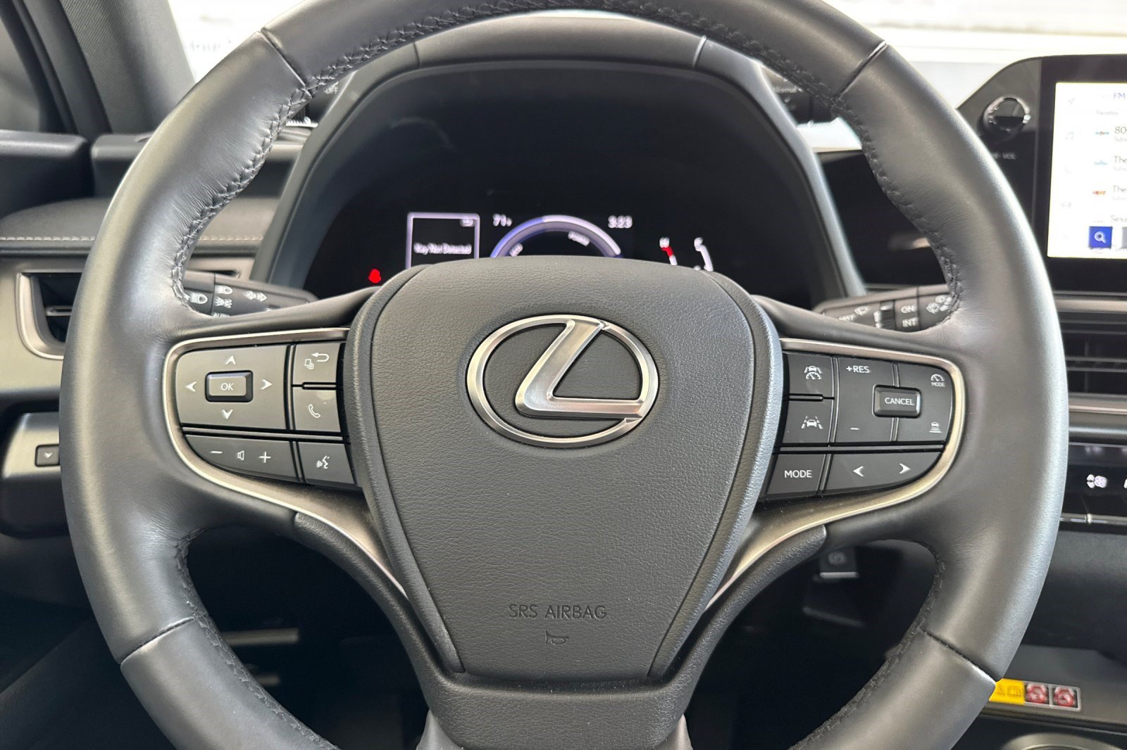 Certified 2026 Lexus UX 300h FWD w/ Accessory Package (Z1) image 29