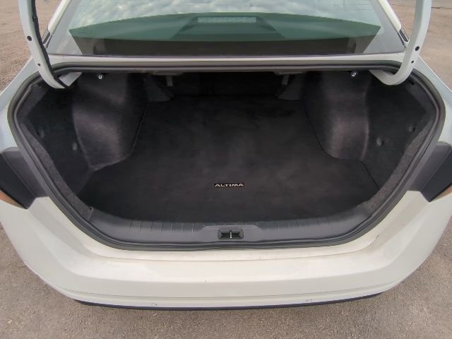 Used 2024 Nissan Altima 2.5 SR image 18