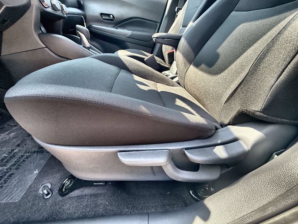 New 2025 Nissan Kicks Play S FWD image 14