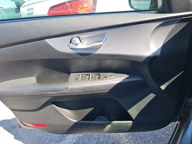 Used 2024 Kia Forte LXS FWD image 14