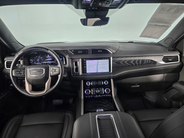 Used 2024 GMC Yukon Denali w/ Advanced Technology Package AWD/4WD image 27