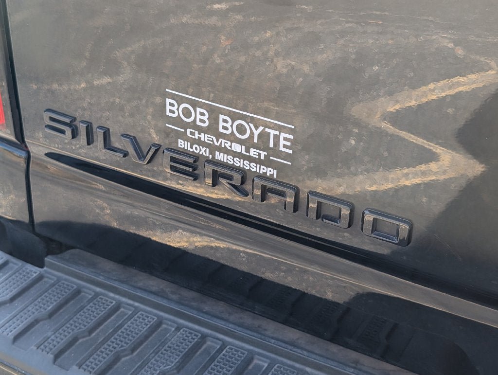 Used 2024 Chevrolet Silverado 3500 LTZ w/ LTZ Plus Package AWD/4WD image 6