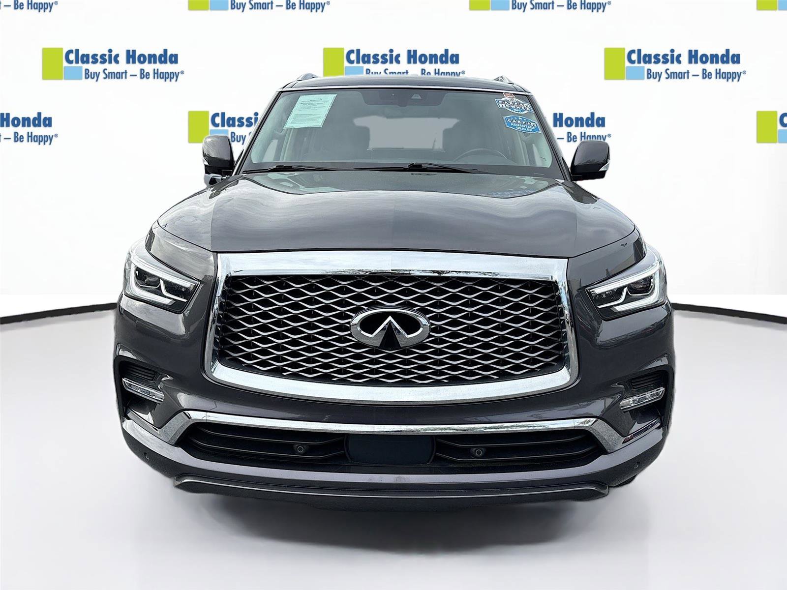Used 2024 INFINITI QX80 Luxe RWD image 2