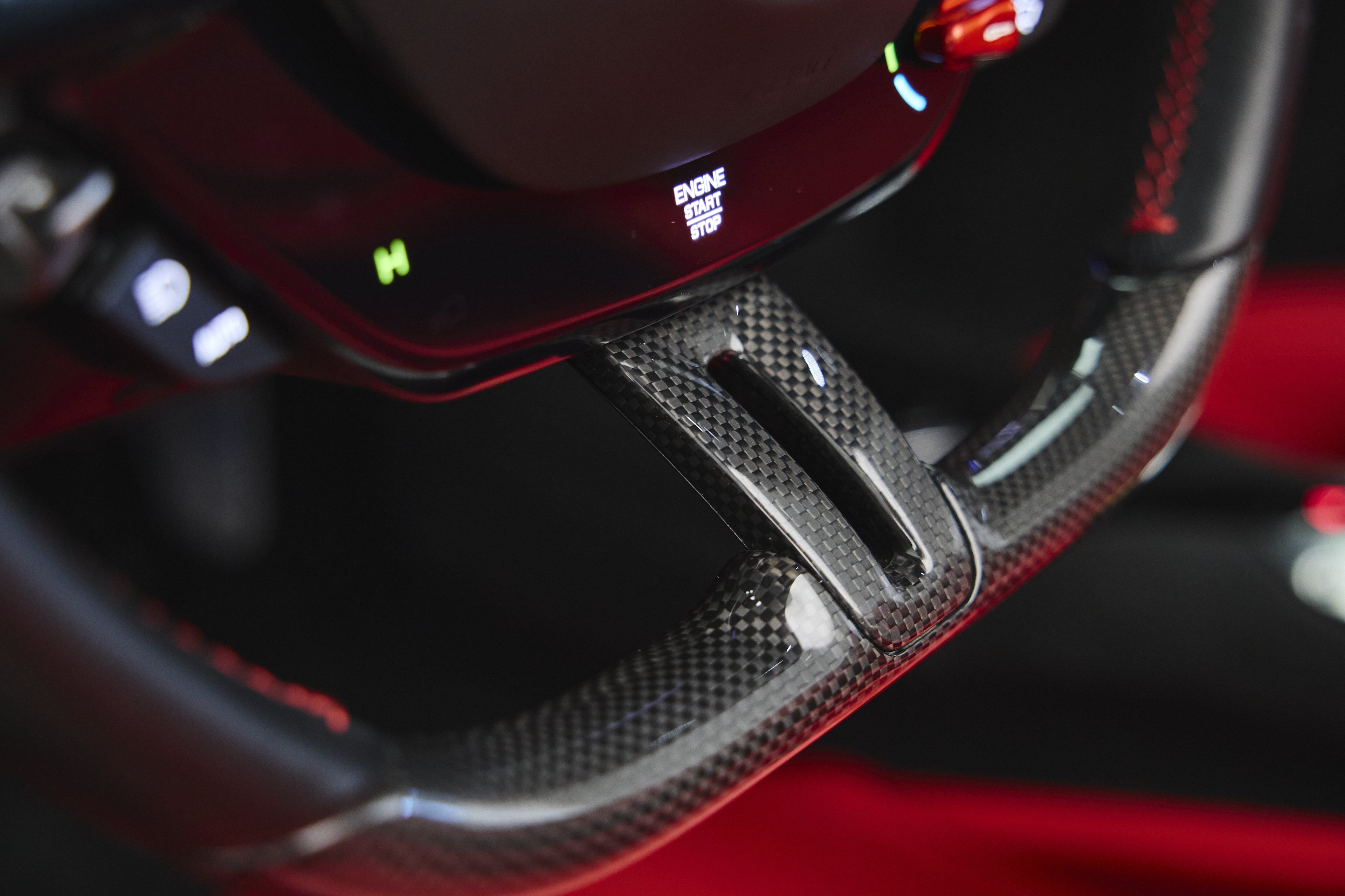Used 2023 Ferrari 296 GTS RWD image 24