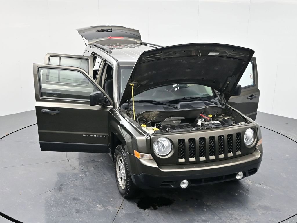 Used 2016 Jeep Patriot Sport AWD/4WD image 51