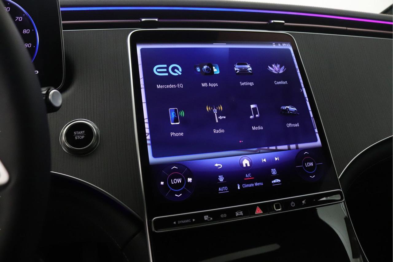 New 2026 Mercedes-Benz EQE 320 4MATIC SUV image 5