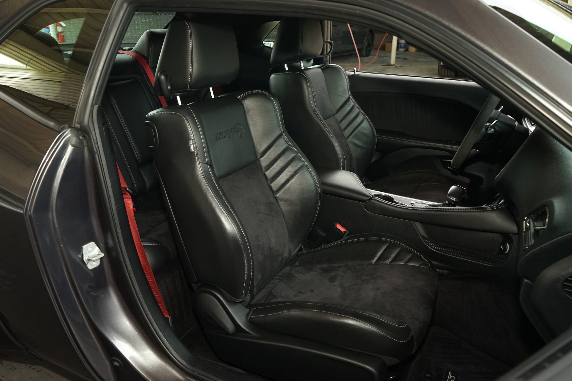 Used 2019 Dodge Challenger SRT Hellcat Redeye image 9