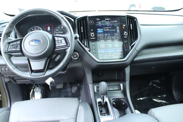 Used 2023 Subaru Ascent Onyx Edition AWD/4WD image 15