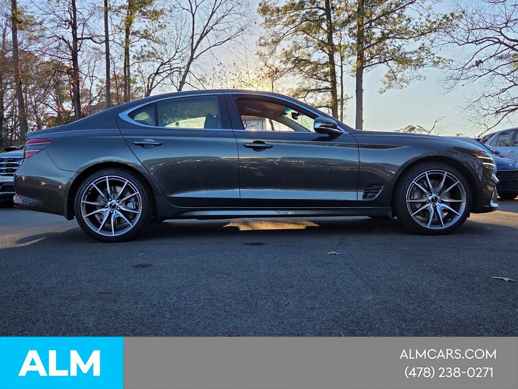 Used 2026 Genesis G70 2.5T image 8