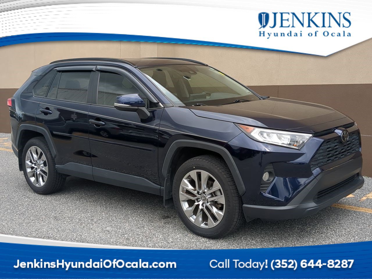 Used 2020 Toyota RAV4 XLE Premium video 1