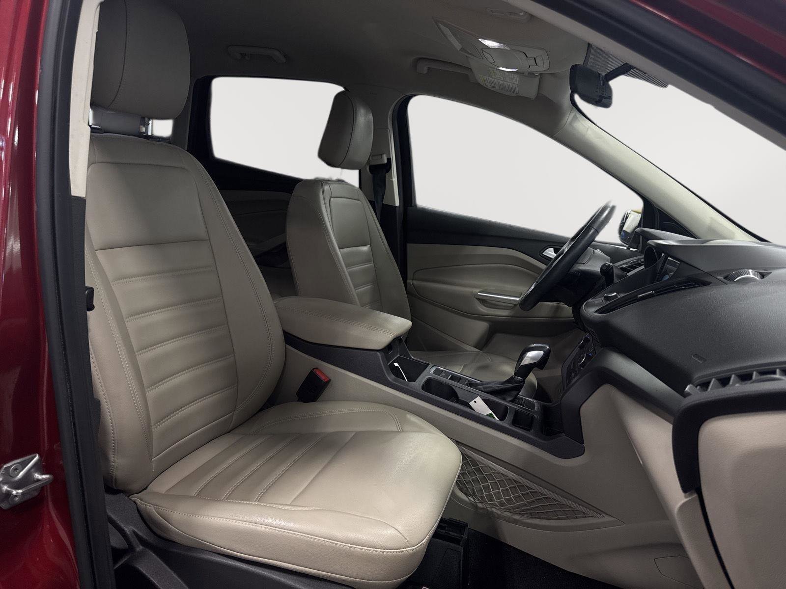 Used 2019 Ford Escape SEL AWD/4WD image 12