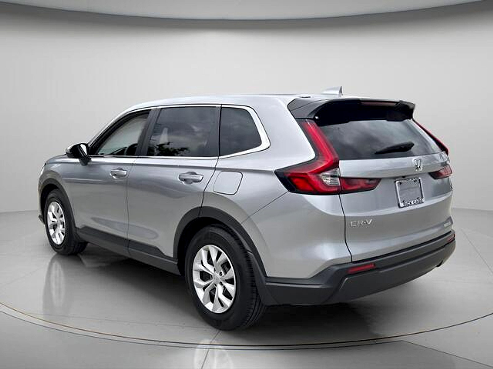 Used 2025 Honda CR-V LX image 8