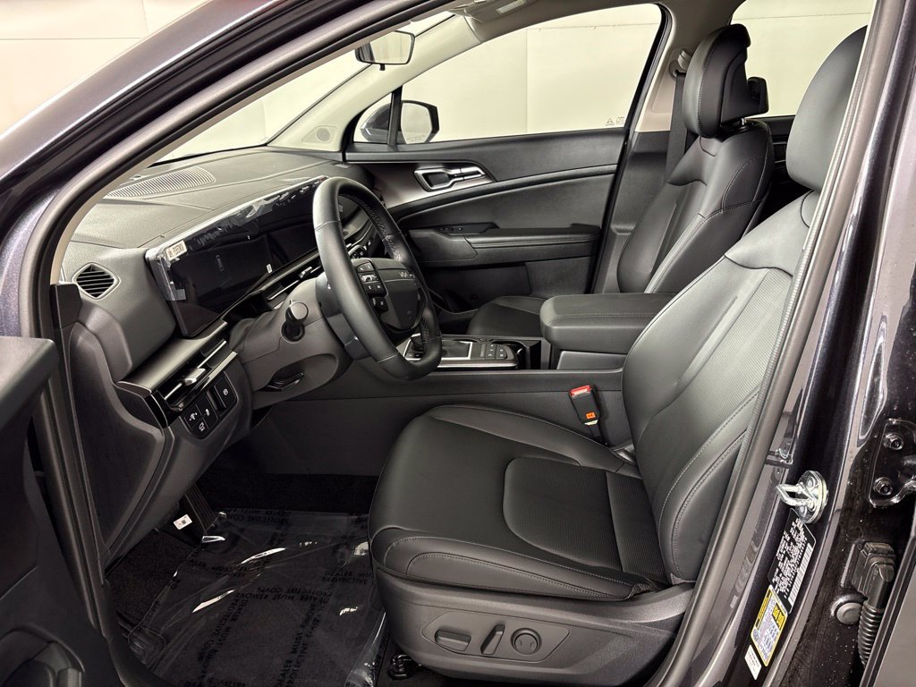 New 2026 Kia Sportage EX FWD image 22