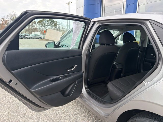 Certified 2022 Hyundai Elantra SEL image 27