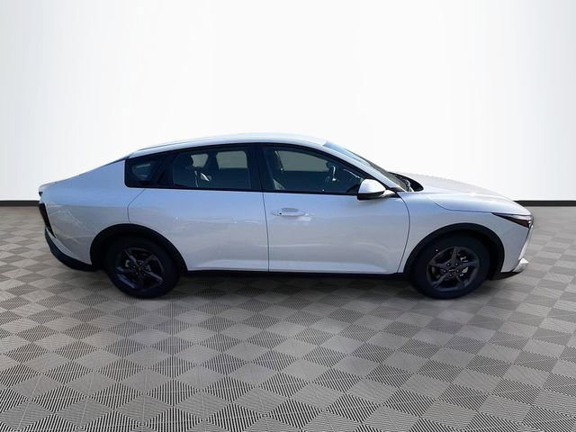 New 2026 Kia K4 FWD image 7