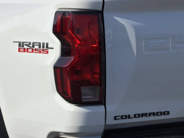 Certified 2023 Chevrolet Colorado Trail Boss w/ Technology Package AWD/4WD image 10