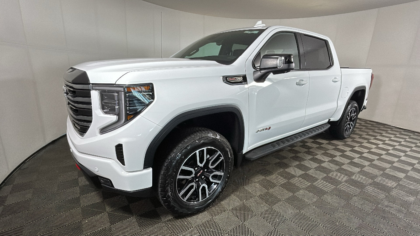 New 2026 GMC Sierra 1500 AT4 w/ AT4 Premium Package AWD/4WD image 8