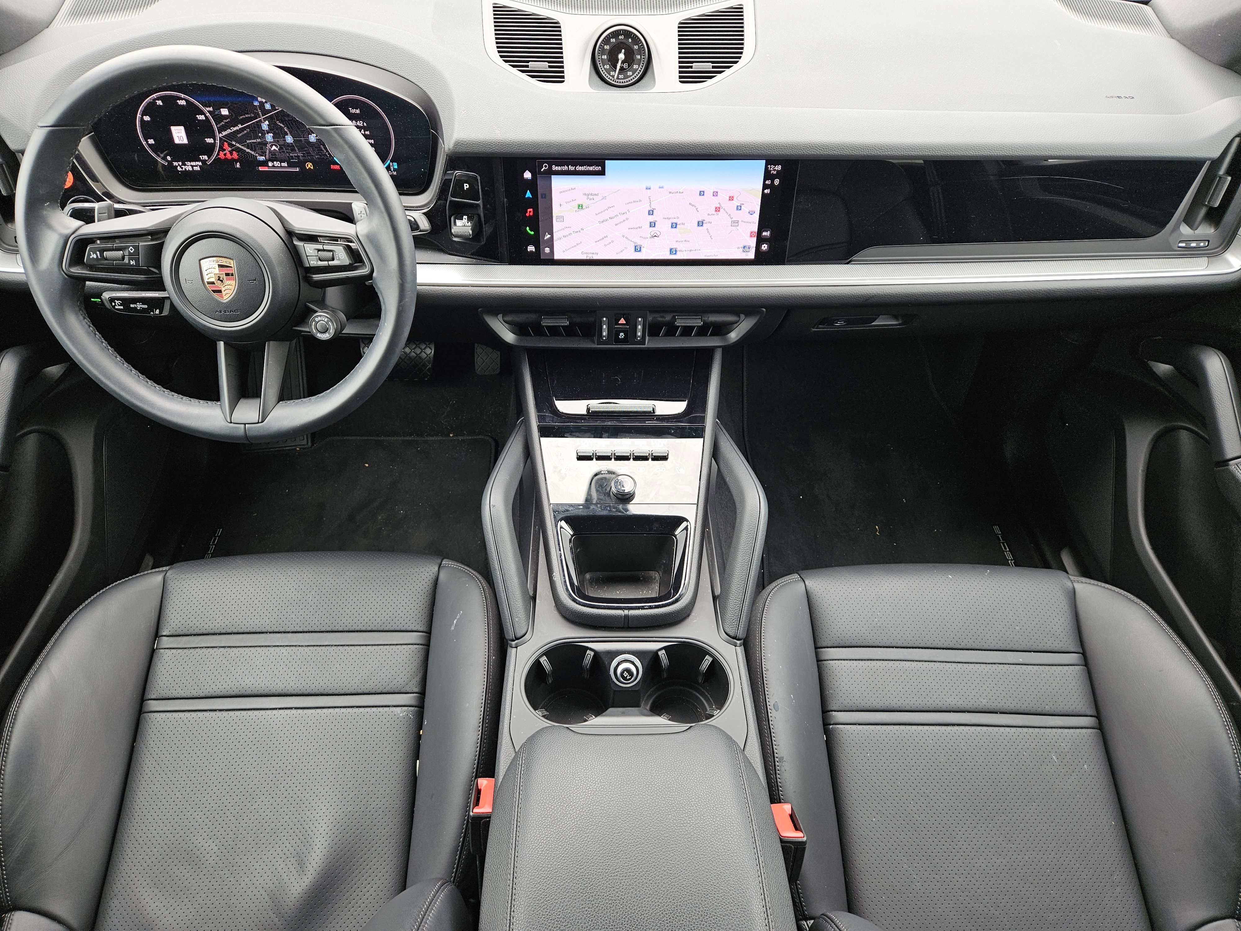 Certified 2026 Porsche Cayenne Coupe image 24