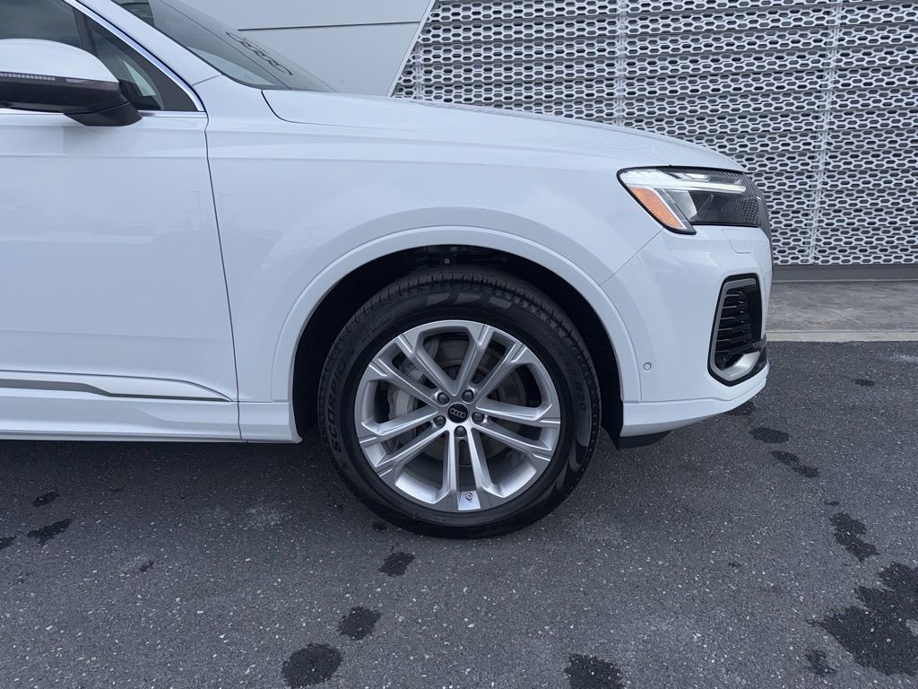 New 2026 Audi Q7 2.0T Premium Plus AWD/4WD image 3