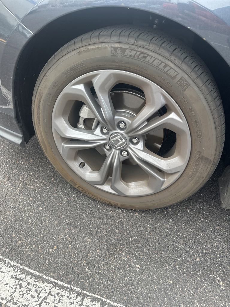 Used 2024 Honda Accord EX image 9