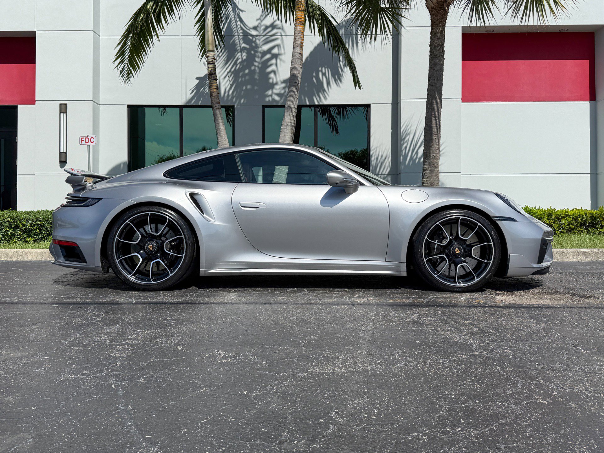 Used 2021 Porsche 911 Turbo S image 2