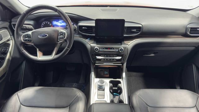 Used 2020 Ford Explorer Limited image 18