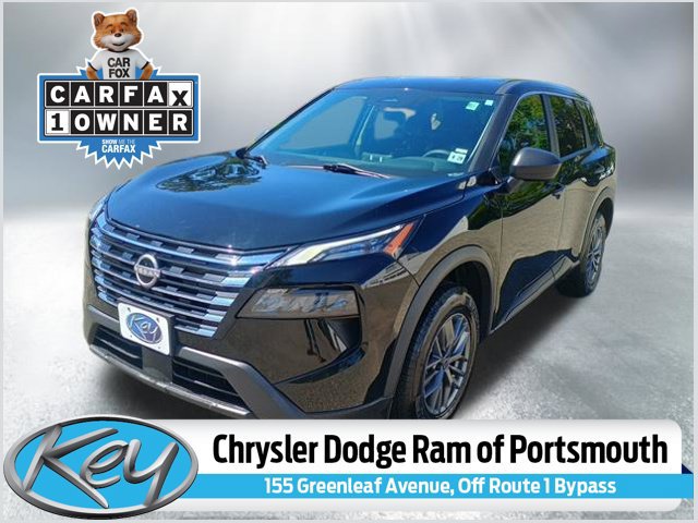 Used 2024 Nissan Rogue S AWD/4WD image 1