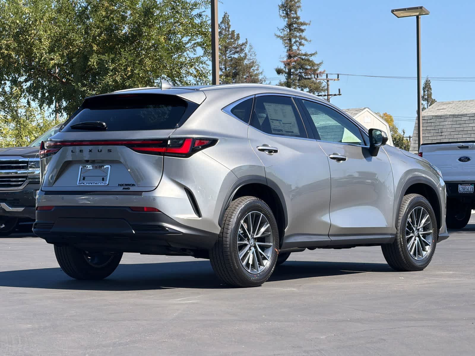 New 2026 Lexus NX 350h AWD w/ Accessory Package (Z2) image 2