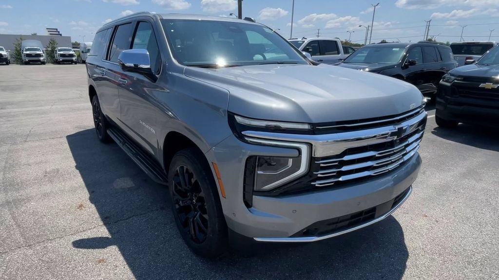 New 2026 Chevrolet Suburban Premier w/ Sun And Tow Package AWD/4WD image 4