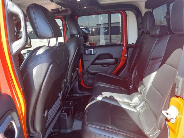 Used 2024 Jeep Gladiator Rubicon w/ Convenience Group AWD/4WD image 2