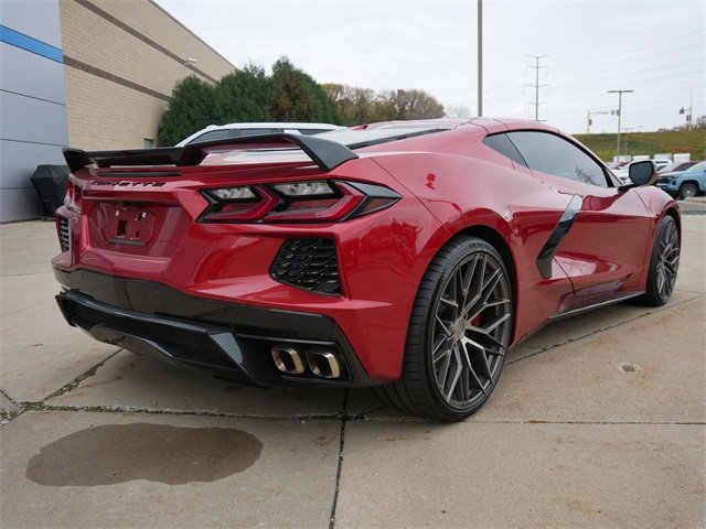 Used 2021 Chevrolet Corvette Stingray Premium Cpe w/ Z51 Performance Package image 11
