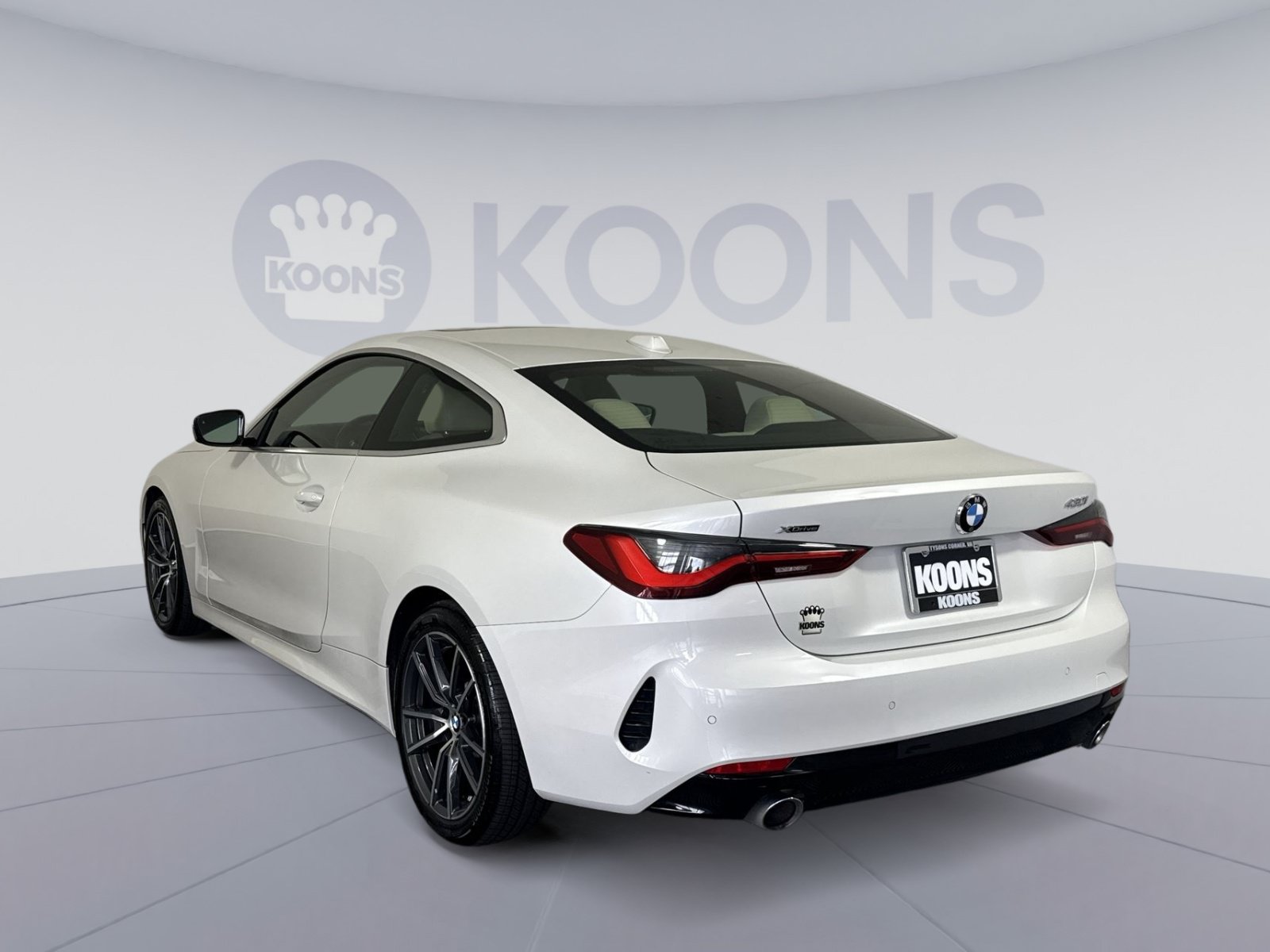Used 2024 BMW 430i xDrive Coupe AWD/4WD image 4