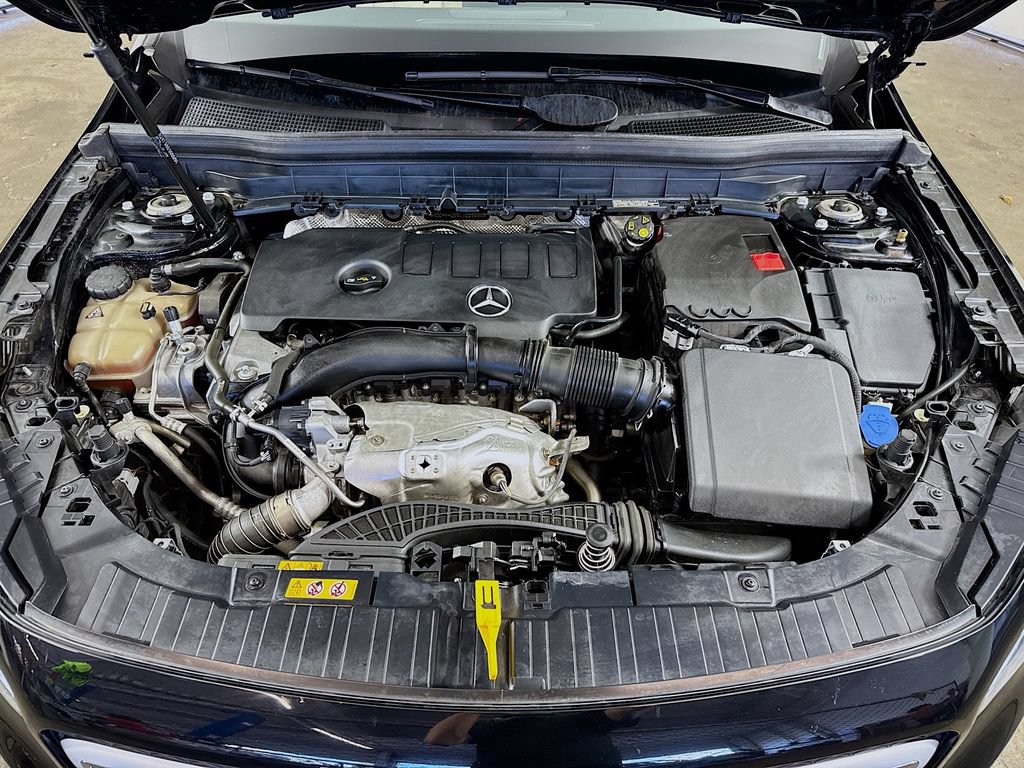 Used 2020 Mercedes-Benz GLB 250 image 27