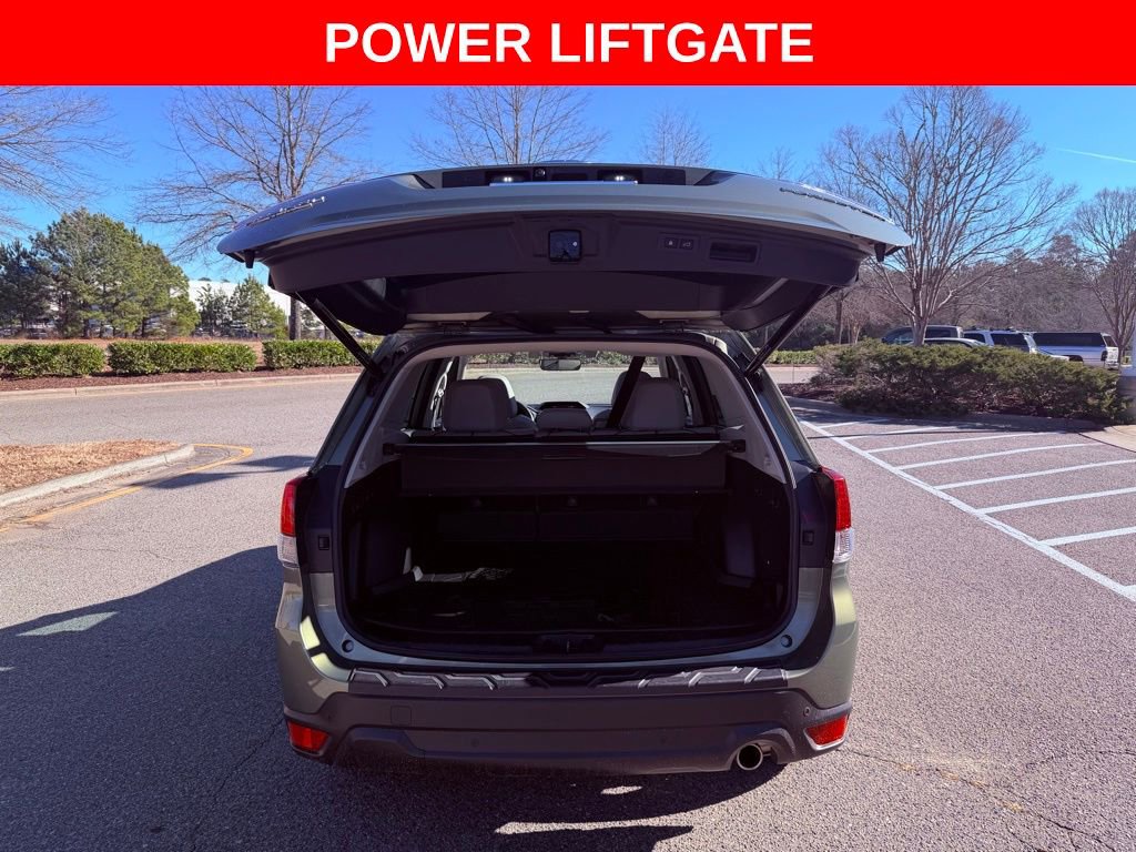 Used 2020 Subaru Forester Limited image 7