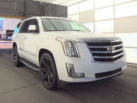 Used 2016 Cadillac Escalade Luxury image 4