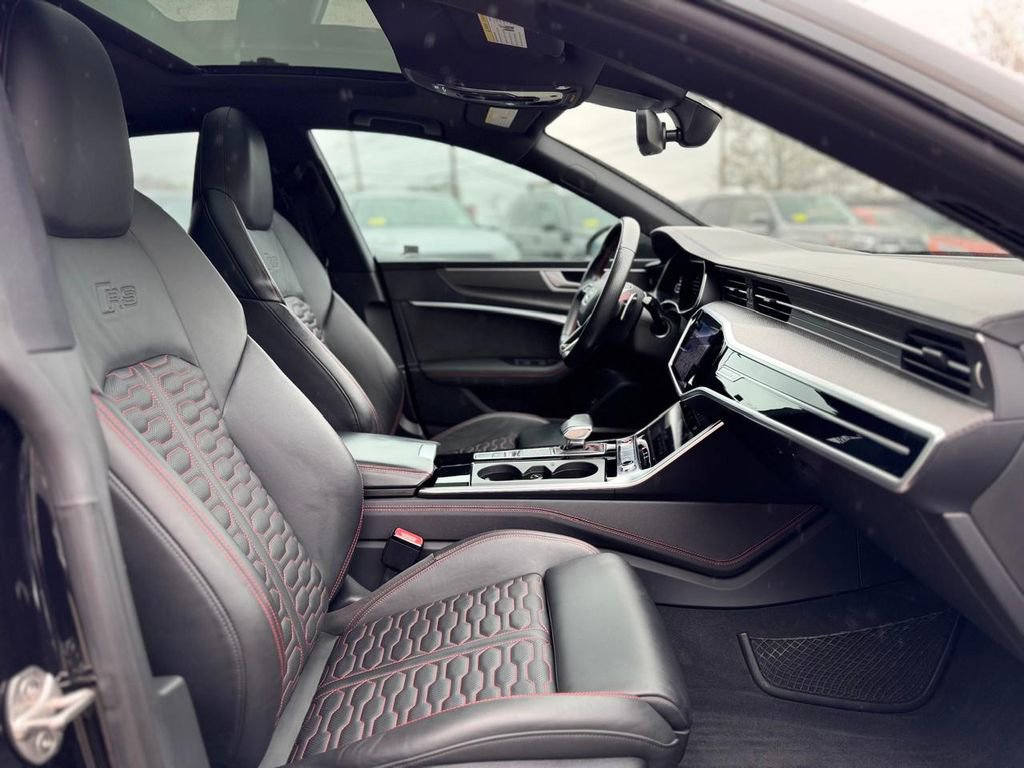 Used 2022 Audi RS 7 Sportback AWD/4WD image 24