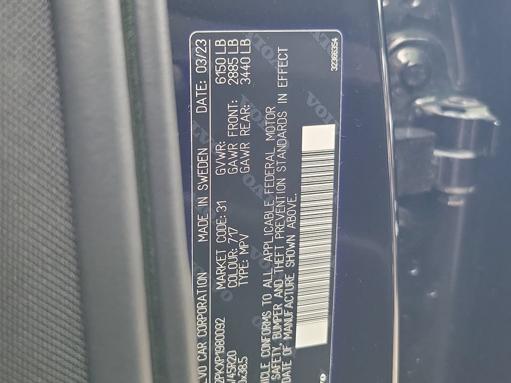 Used 2023 Volvo XC90 B5 Core AWD/4WD image 32