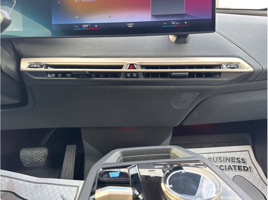 Used 2023 BMW iX xDrive50 w/ Sport Package image 14