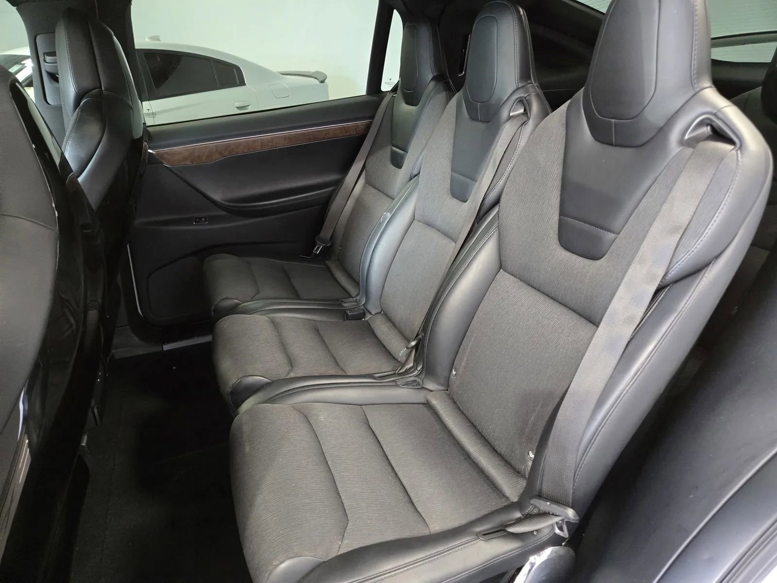 Used 2017 Tesla Model X 90D image 11