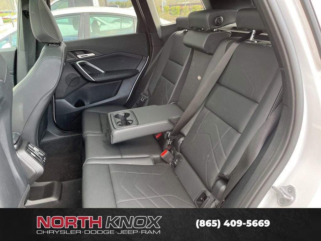 Used 2025 BMW X1 xDrive28i image 9