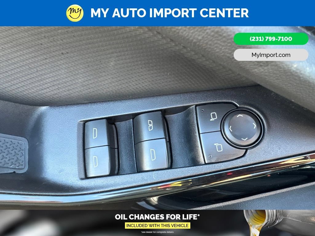Used 2026 Chevrolet Equinox LT AWD/4WD image 11