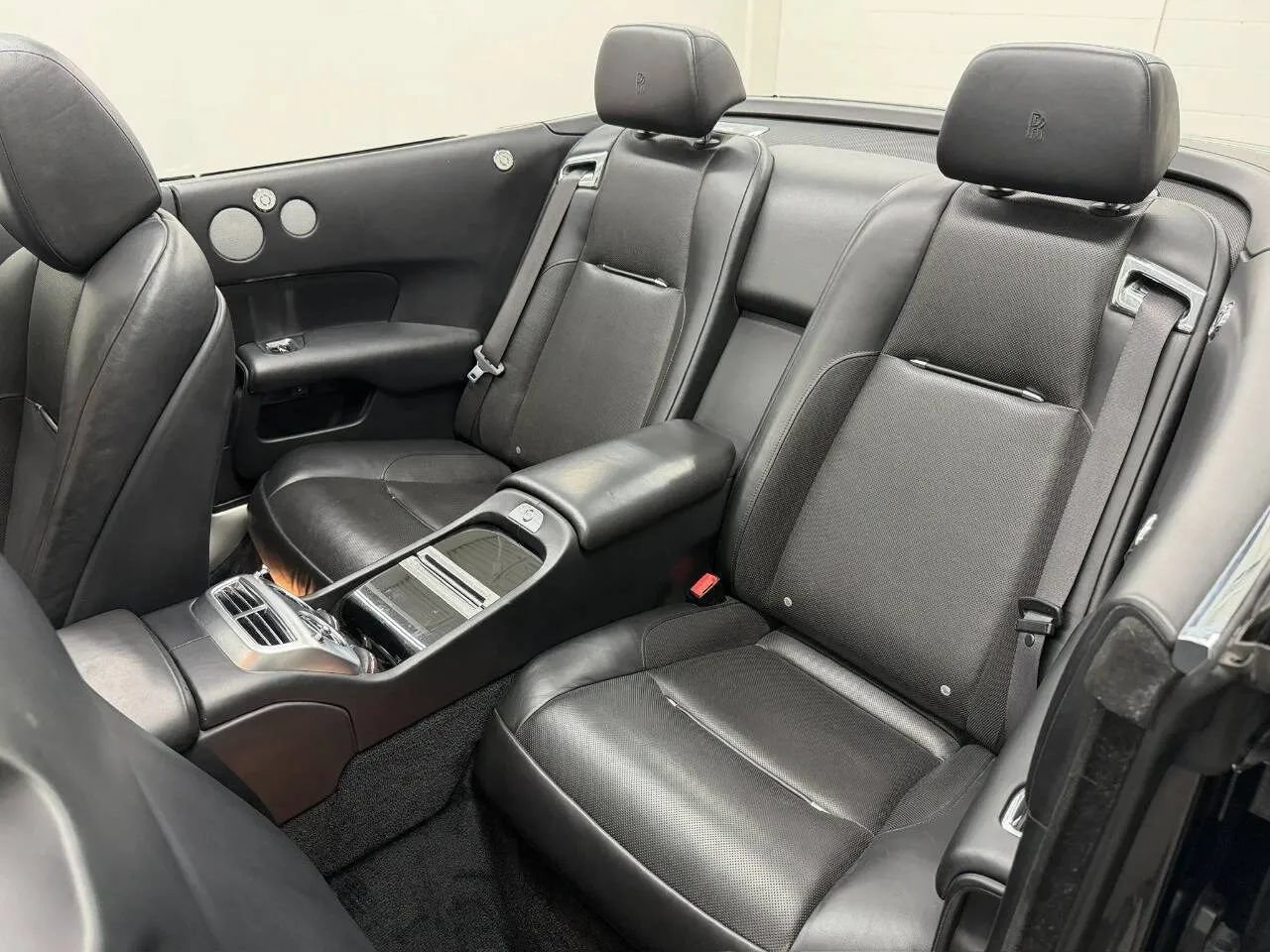 Used 2017 Rolls-Royce Dawn RWD image 14